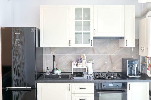 Provence Apartment In Alezzi Spa N Pool Resort