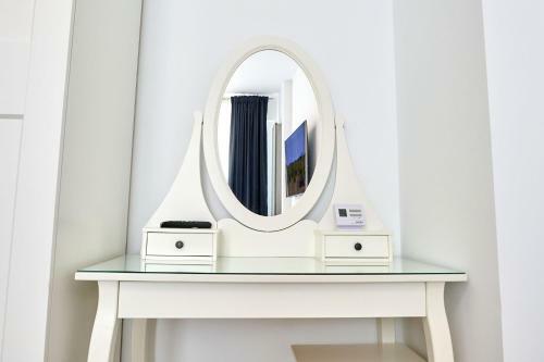Provence Apartment In Alezzi Spa N Pool Resort