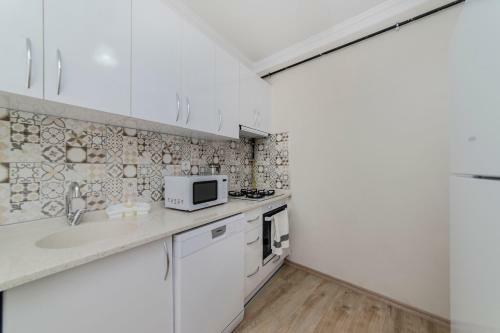 Fresh Apartment In Authentic Neighborhood