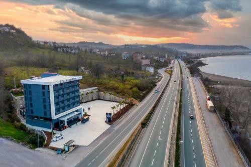 ?ehrar Suite Hotel