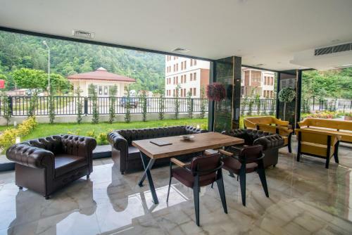 �aykara Park Hotel