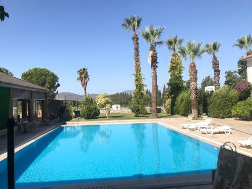 Bur� Hotel