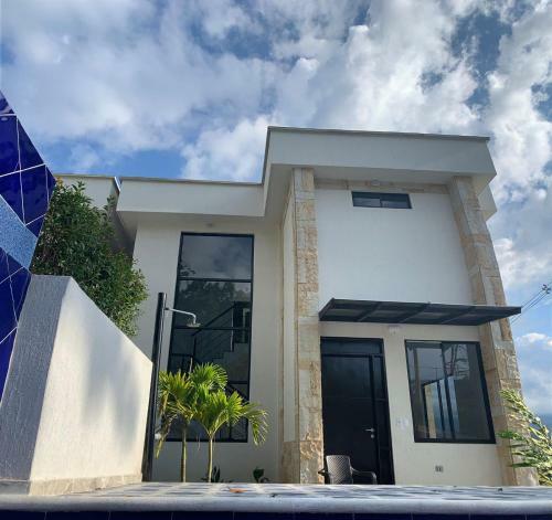 Villa Sabaneta Rent House