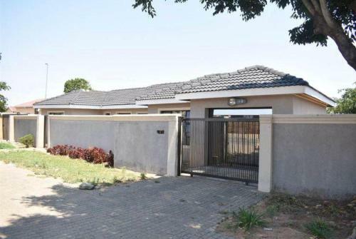 Apartamento Mzingwane