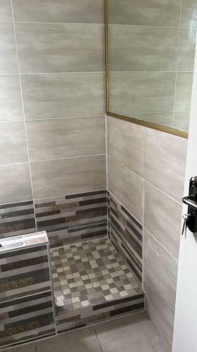 Luxury Suites At The Square Duplex Townhouse