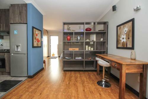 Apartment On Constance Road