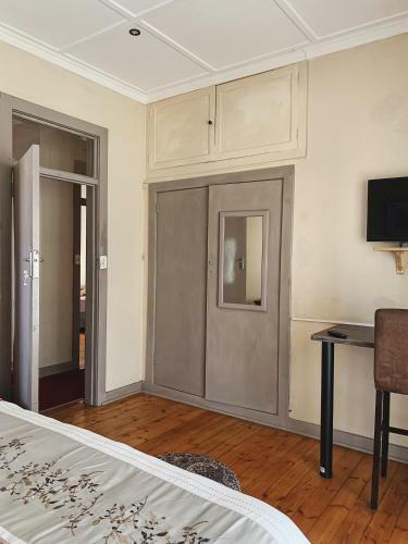 Hostal Sibahlenomhlambi Guesthouse