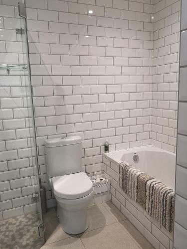 Stonebrook Apartments