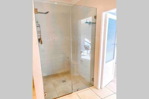 Summerstrand Boutique Beachfront Apartment