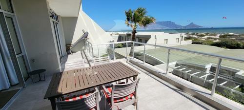 Dolphin Beach Apartment