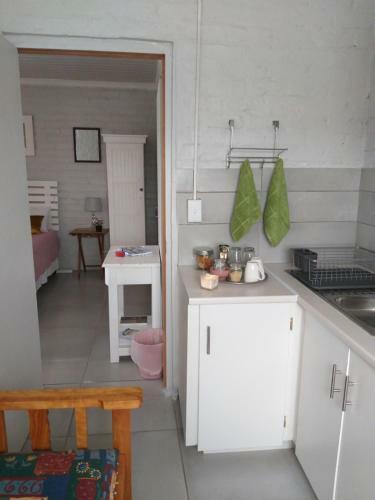 Hostal The Cove