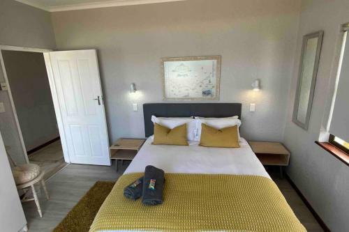 New Listing! Seafront-7 Sleeper Holiday Home