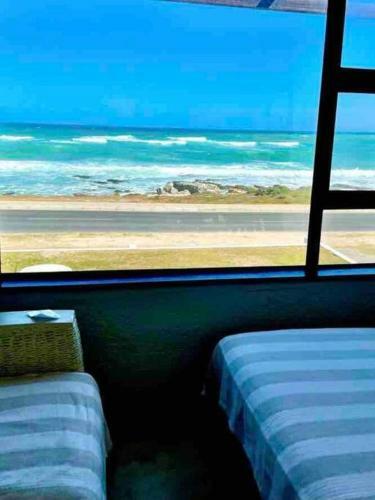 New Listing! Seafront-7 Sleeper Holiday Home