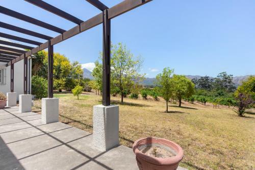 Vineyard Manor At 13 Vines
