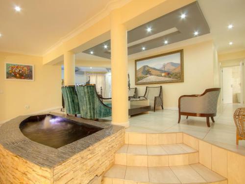 Hostal Royal Hills Lodge And Spa