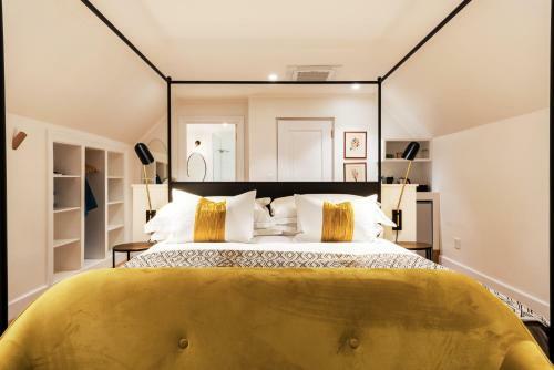 Hostal Fairview House
