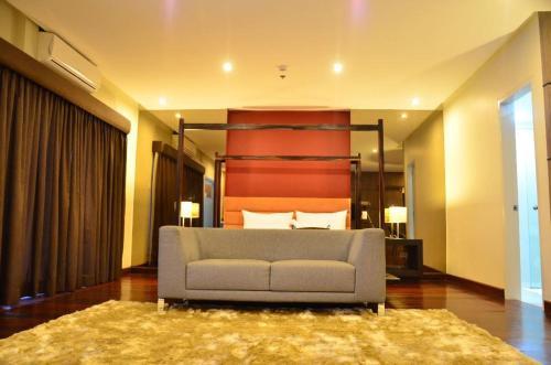Hotel One Manalo Place