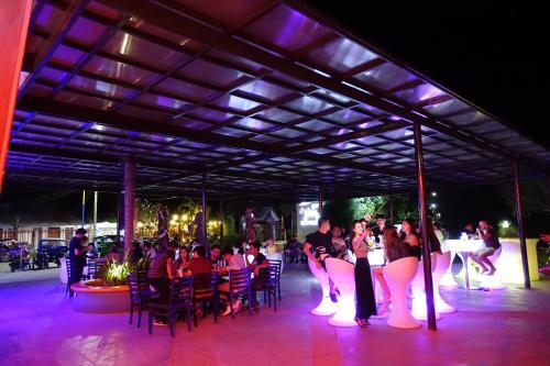 Hotel One Manalo Place