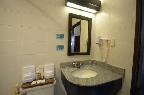 Hotel Microtel By Wyndham Puerto Princesa