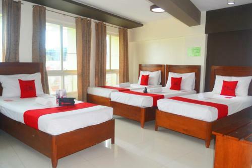 Albergue Palawan Palm Suites