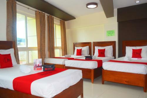 Albergue Palawan Palm Suites