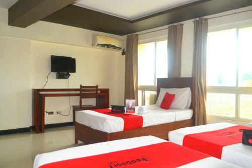 Albergue Palawan Palm Suites