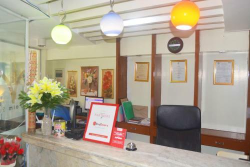 Albergue Palawan Palm Suites