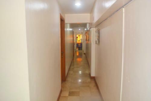 Albergue Palawan Palm Suites