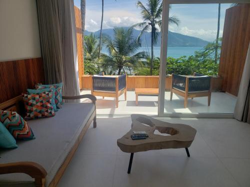 Bahari Suites