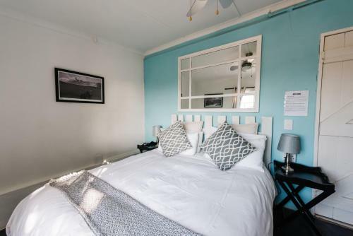 Lodge Umzumbe Surf House