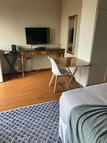 Twenty 4 Hour Rest Bed & Breakfast 3