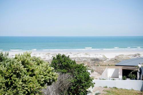 Amazing Beach House In Melkbos!