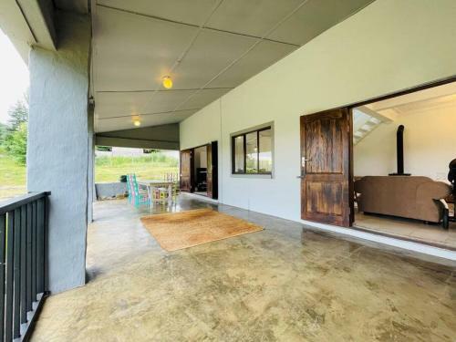 Kwasani Country House
