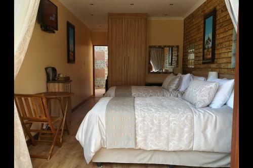 Hostal Twins Guest House