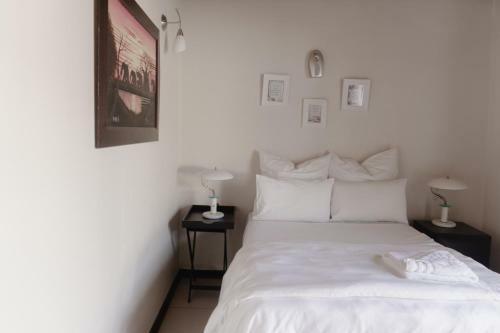 Hostal Happy Living Guesthouse