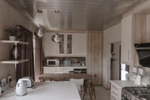 Hostal Happy Living Guesthouse