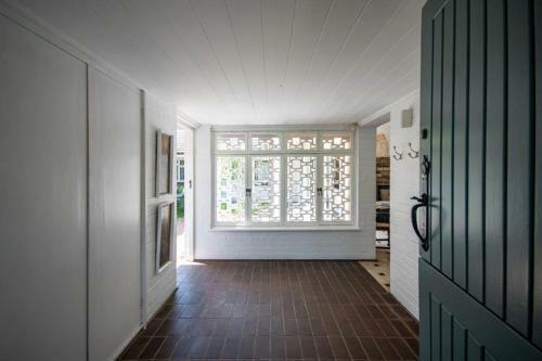 Kwa Thibi Cottage Sleeps 14