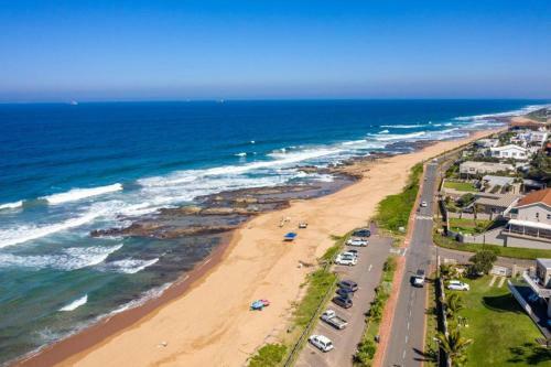 Kwa Thibi Cottage Sleeps 14