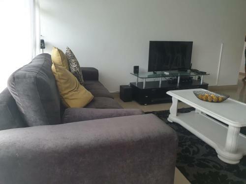 72 Camarque Umdloti - Beachfront Apartment