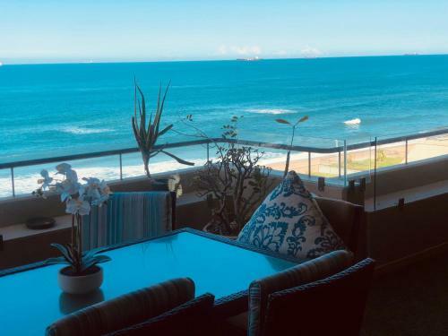 Sands Umdloti Luxury Beach Front Apartment