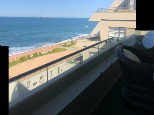 Sands Umdloti Luxury Beach Front Apartment