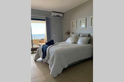 32 Lazy Lizard - Beautiful Sea Viewing Apartment