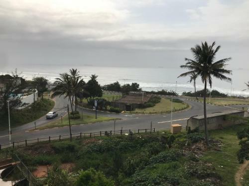Exclusive Beachfront Apartment With Sea Views