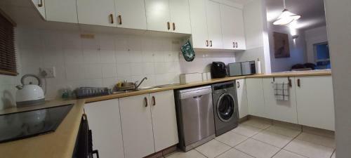Umdloti Beachfront Apartment