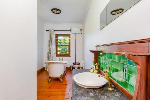 Kana Guest Farm - Sleeps 44
