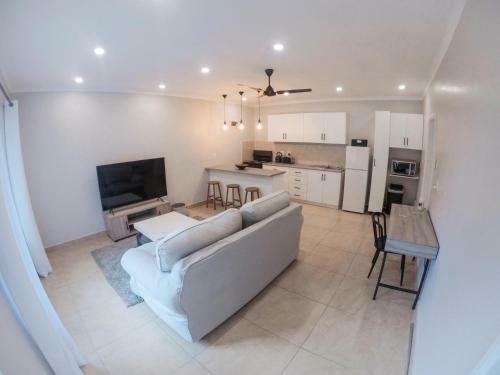 Strelitzia Apartments