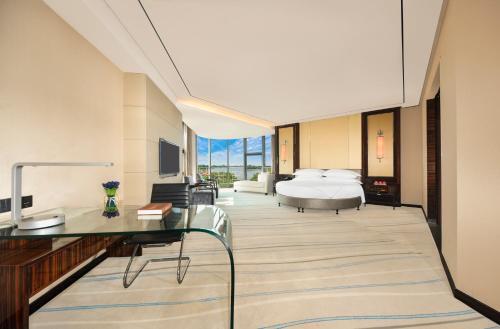 Hotel ????????
