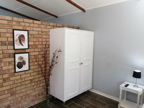 Hostal Thatchers Guest Rooms