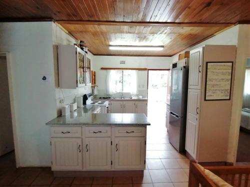 L Chiam Self-catering Cottage