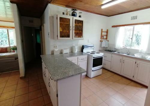 L Chiam Self-catering Cottage